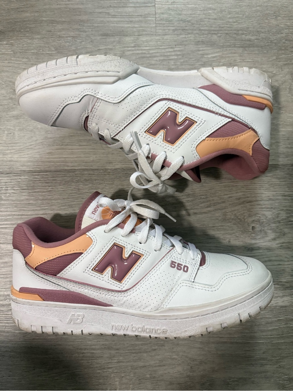Women’s New Balance 550